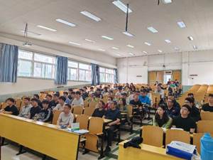 https://www.sxufe.edu.cn/__local/E/6D/70/E545E01E9335D85B6D6593B4296_A501E3E3_1DFB6.jpg